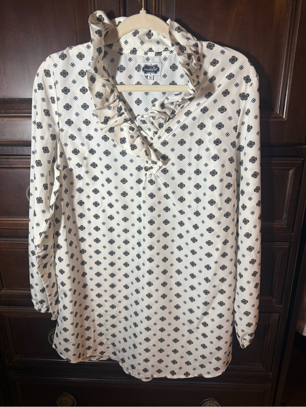 Mudpie medium ruffle neck top
